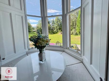 2 bedroom Flat to let in Lentran House, Inverness, IV3