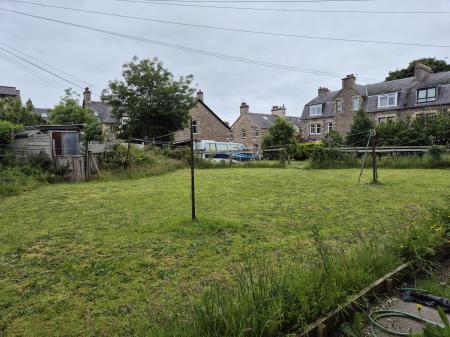2 bedroom Flat to let in Hill street, Crown, Inverness, IV2