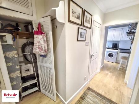1 bedroom Flat to let in Reay Street, Crown, Inverness, IV2