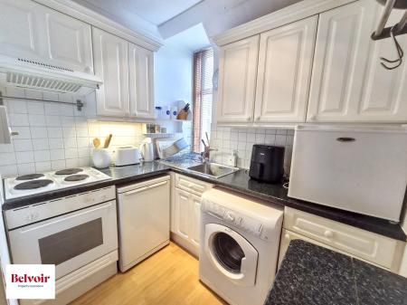 1 bedroom Flat to let in Reay Street, Crown, Inverness, IV2