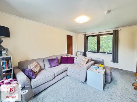 1 bedroom Flat to let in Birchwood Brae, Inshes, Inverness, IV2