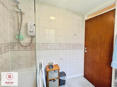 1 bedroom Flat to let in Birchwood Brae, Inshes, Inverness, IV2