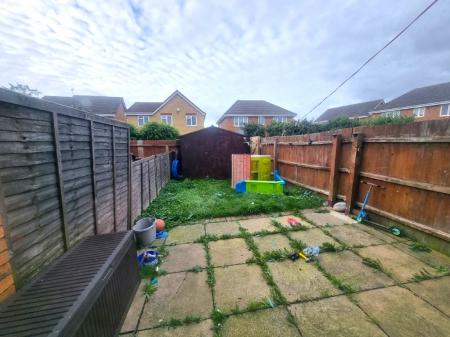 2 bedroom End of terrace house for sale in Bishop Mews, Ipswich, IP8