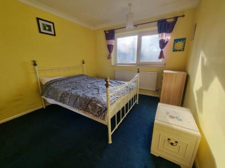 2 bedroom Flat for sale in Burnham Lodge, Oakstead Close, Ipswich, IP4