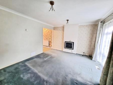 3 bedroom Semi-detached house for sale in Chatsworth Crescent, Ipswich, IP2