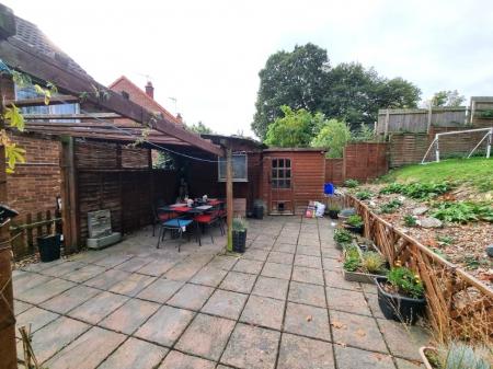 3 bedroom End of terrace house for sale in Coltsfoot Road, Ipswich, IP2