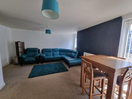 2 bedroom Ground floor flat for sale in Compair Crescent, Ipswich, IP2