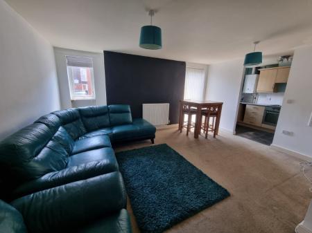 2 bedroom Ground floor flat for sale in Compair Crescent, Ipswich, IP2