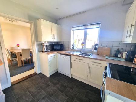 3 bedroom Semi-detached house for sale in Lanark Road, Ipswich, IP4
