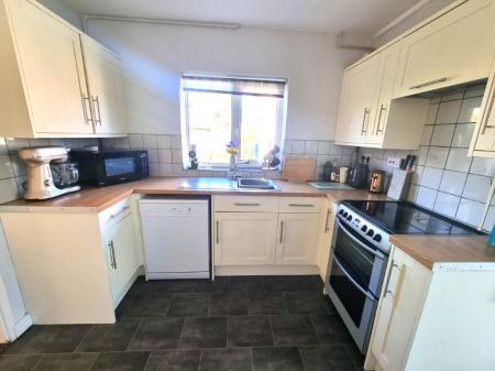 3 bedroom Semi-detached house for sale in Lanark Road, Ipswich, IP4