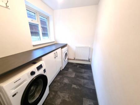 4 bedroom Semi-detached house for sale in Lanercost Way, Ipswich, IP2