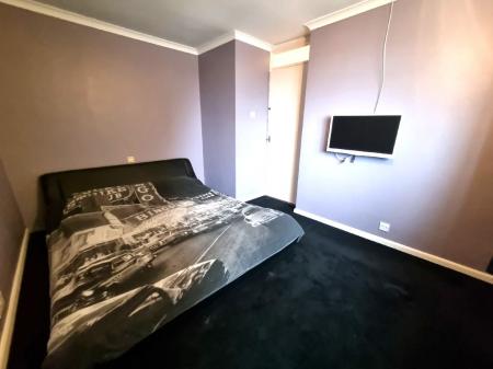 4 bedroom Semi-detached house for sale in Lanercost Way, Ipswich, IP2