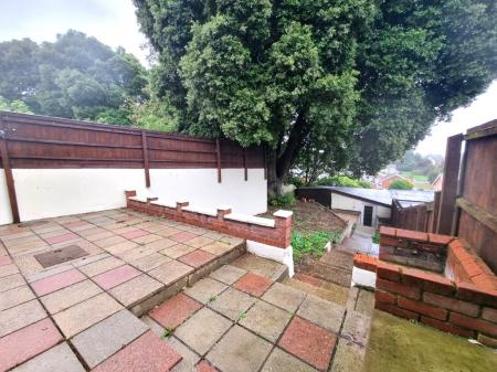 4 bedroom Semi-detached house for sale in Lanercost Way, Ipswich, IP2