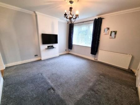 4 bedroom Semi-detached house for sale in Lanercost Way, Ipswich, IP2