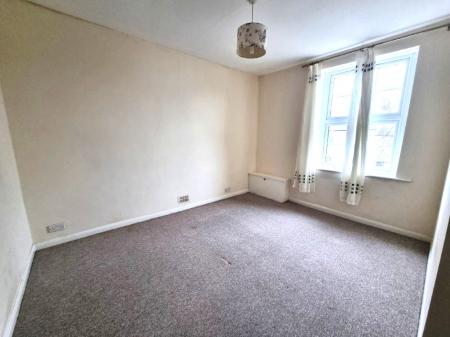 2 bedroom Maisonette for sale in London Road, Ipswich, IP1