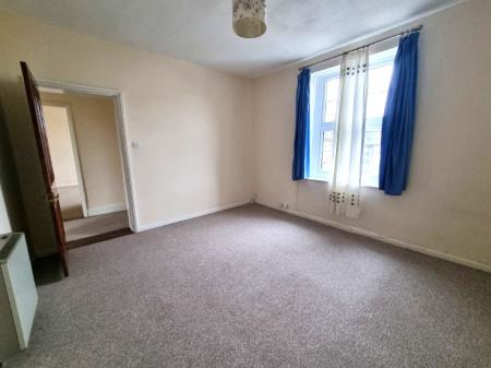 2 bedroom Maisonette for sale in London Road, Ipswich, IP1