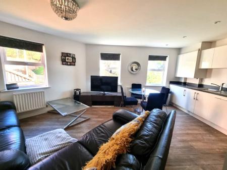 2 bedroom Flat for sale in Meridian Rise, Ipswich, IP4