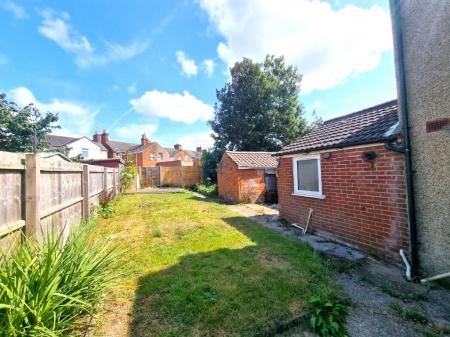 3 bedroom Semi-detached house for sale in Newton Road, Ipswich, IP3