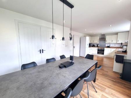 5 bedroom Detached house for sale in Nigel Way, Trimley St Martin, IP11