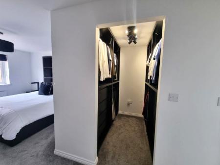 5 bedroom Detached house for sale in Nigel Way, Trimley St Martin, IP11