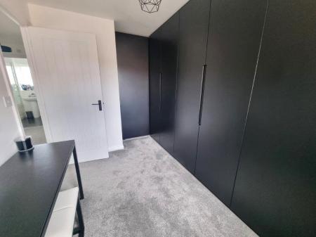 5 bedroom Detached house for sale in Nigel Way, Trimley St Martin, IP11