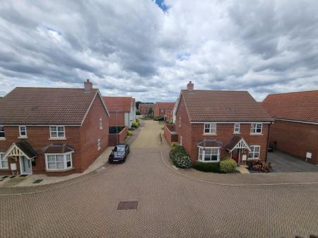 5 bedroom Detached house for sale in Nigel Way, Trimley St Martin, IP11