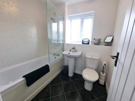 5 bedroom Detached house for sale in Nigel Way, Trimley St Martin, IP11