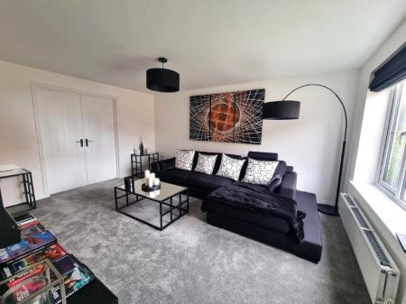 5 bedroom Detached house for sale in Nigel Way, Trimley St Martin, IP11