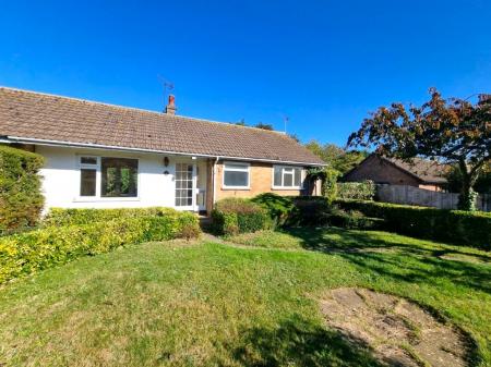 2 bedroom Semi-detached bungalow for sale in Post Mill Gardens, Grundisburgh, IP13
