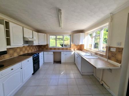 2 bedroom Semi-detached bungalow for sale in Post Mill Gardens, Grundisburgh, IP13