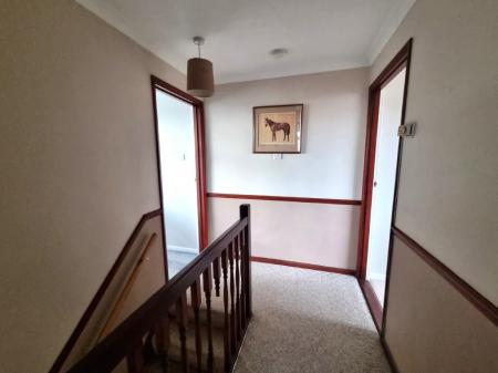 3 bedroom Semi-detached house for sale in Thornhill Road, Claydon, IP6