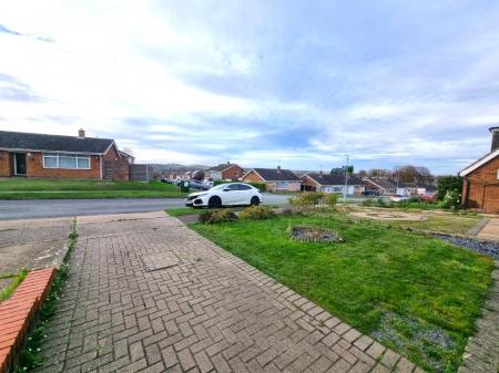 3 bedroom Semi-detached house for sale in Thornhill Road, Claydon, IP6