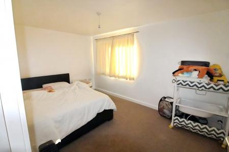 2 bedroom Flat for sale in Wherstead Road, Ipswich, IP2