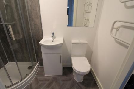 2 bedroom Flat to let in Tower Ramparts, Ipswich, IP1