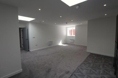 2 bedroom Flat to let in Tower Ramparts, Ipswich, IP1