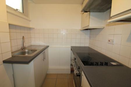 1 bedroom Studio flat to let in Woodbridge Road, Ipswich, IP4