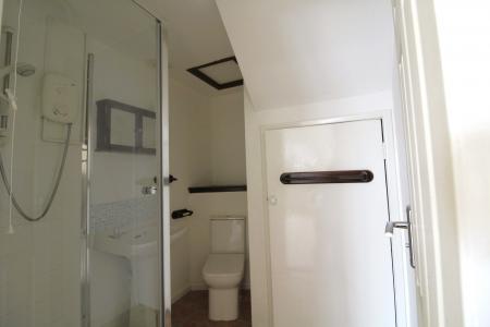 1 bedroom Studio flat to let in Woodbridge Road, Ipswich, IP4