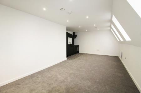 1 bedroom Studio flat to let in Tower Ramparts, Ipswich, IP1