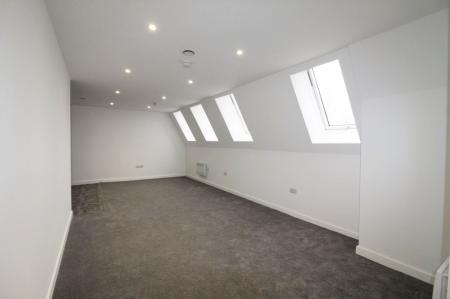 1 bedroom Studio flat to let in Tower Ramparts, Ipswich, IP1