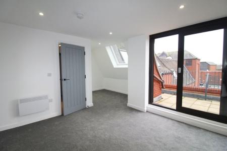 1 bedroom Studio flat to let in Tower Ramparts, Ipswich, IP1