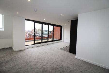 1 bedroom Studio flat to let in Tower Ramparts, Ipswich, IP1