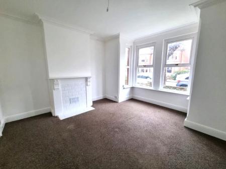 3 bedroom Terraced House for sale in Ranelagh Road, Felixstowe, IP11