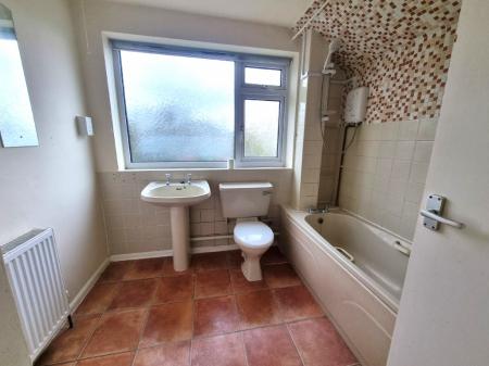 3 bedroom Detached house for sale in St Peters Close, Henley, IP6