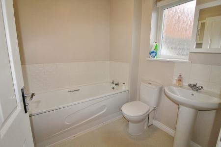 2 bedroom Coach House to let in Thomas Crescent, Kesgrave, IP5