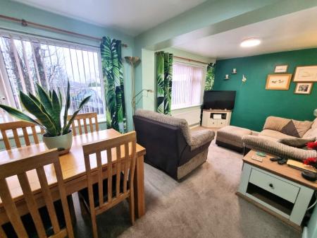 2 bedroom Apartment for sale in Belstead Avenue, Ipswich, IP2