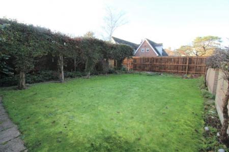 3 bedroom Bungalow to let in Main Road, Woolverstone, Ipswich, IP9