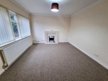 2 bedroom Flat to let in Ivry Street, Ipswich, IP1