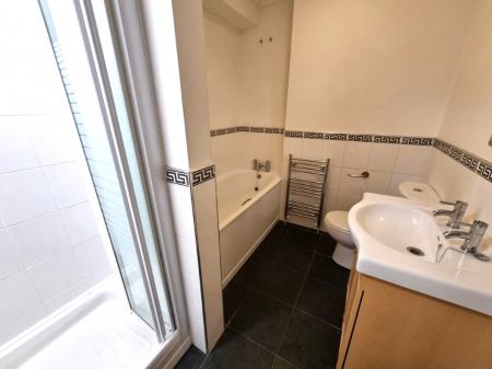 2 bedroom Flat to let in Ivry Street, Ipswich, IP1