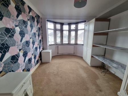 3 bedroom Semi-detached house to let in Avondale Road, Ipswich, IP3