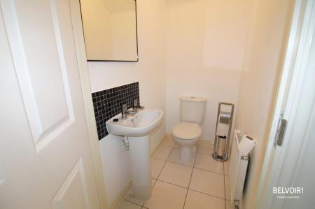 3 bedroom Semi-detached house to let in Hares Close, Kesgrave, IP5